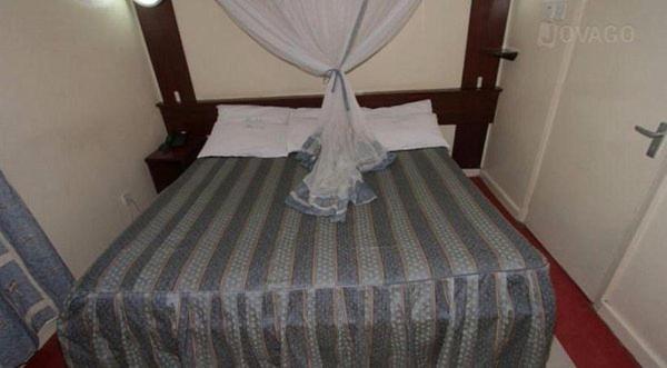 Blue Hut Hotel Nairobi Extérieur photo