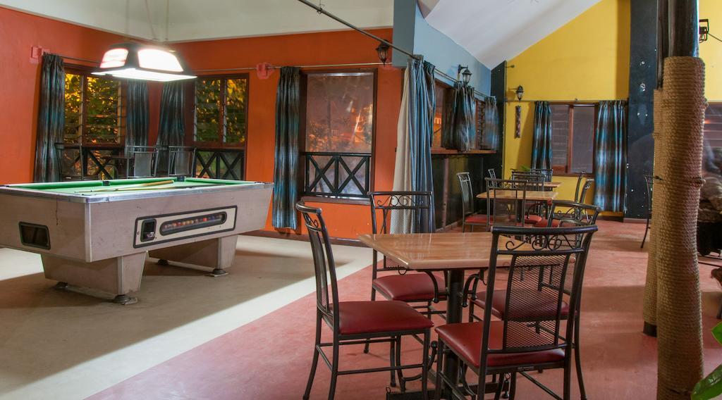 Blue Hut Hotel Nairobi Extérieur photo